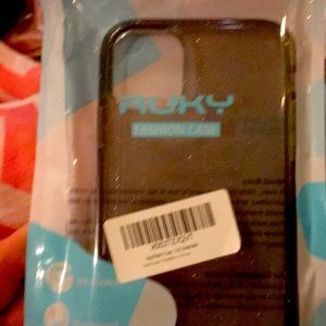 Ruky black glitter iPhone 11 case